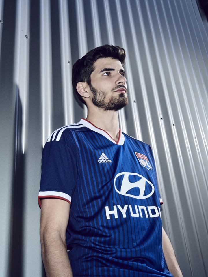 九游体育-关于巴黎圣日耳曼内部会议纪要流出——清晨调整名单，荷甲使命明确，球队文化再被提及的信息